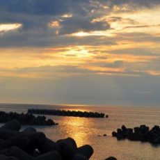 【必見】海水浴は女子力の見せどころ！海デートの持ち物まとめ！