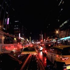 もうガス欠は怖くない！渋滞で燃費の良い走りをするコツとは？